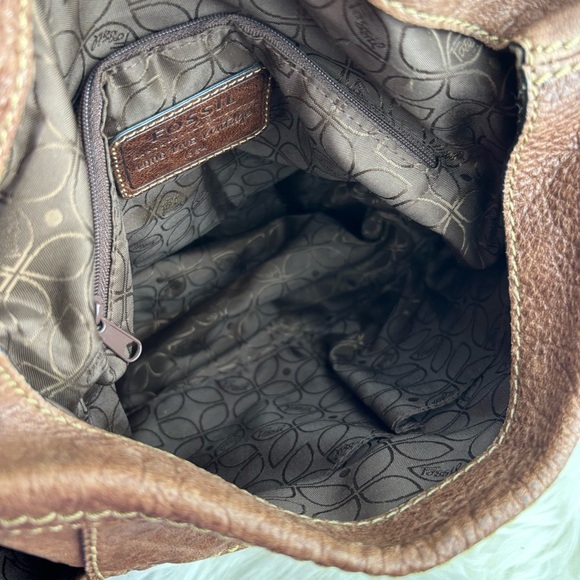 FOSSIL BROWN LEATHER IT CAN BE USED AS SHOULDER/BACKPACK - Picture 3 of 16